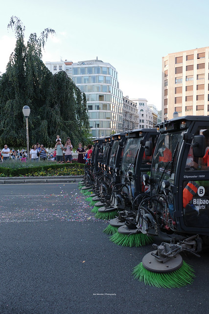 Sweeping Machines during the Big Week of Bilbao