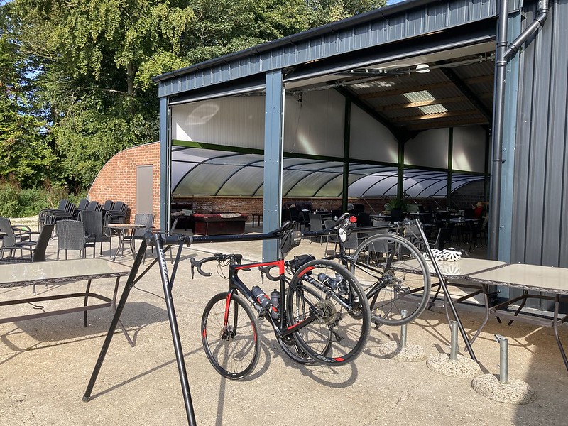 Field House campsite coffee barn Way of the Roses cyclist friendly Yorkshire Wolds