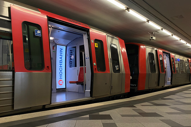 U-Bahn Hochbahn Hamburg