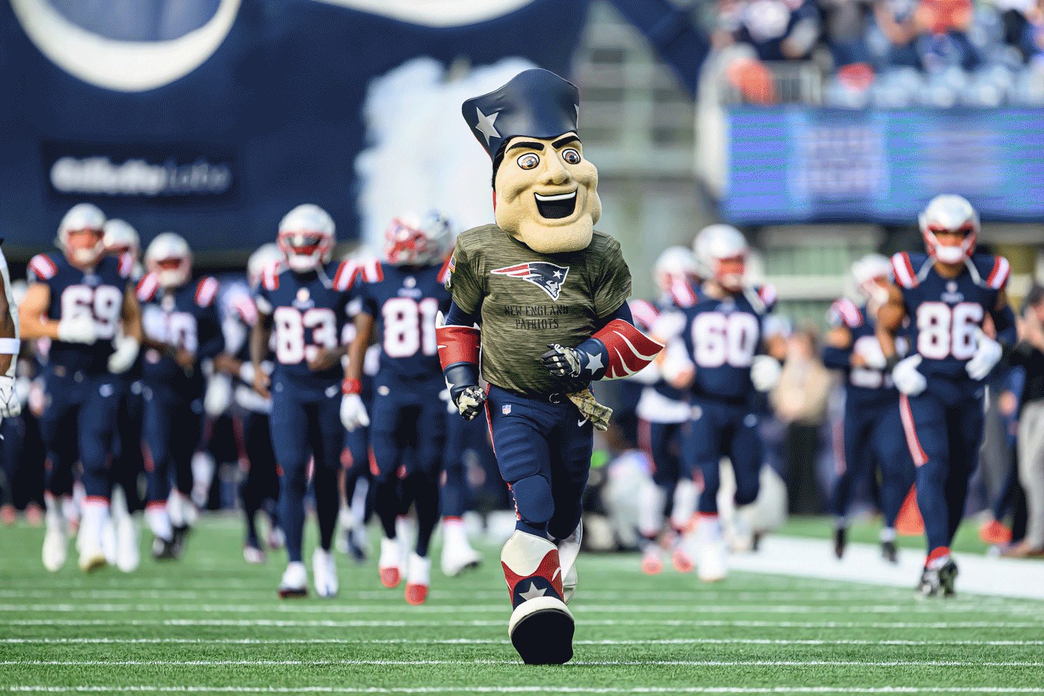 GIF_Pats_Commanders_110523