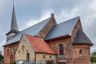 Spätromanische Backsteinkirche St. Petri, 13. Jh., in Rieseby