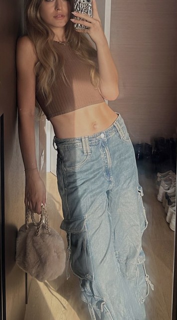 Gorgeous Girl in Crop Top