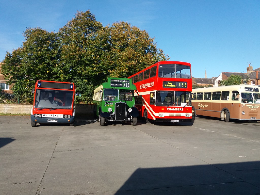 A beautiful line-up of preserved buses at the Isle of Wight Bus Museum during the 2023 Wightrider event. Vehicle details in the description below