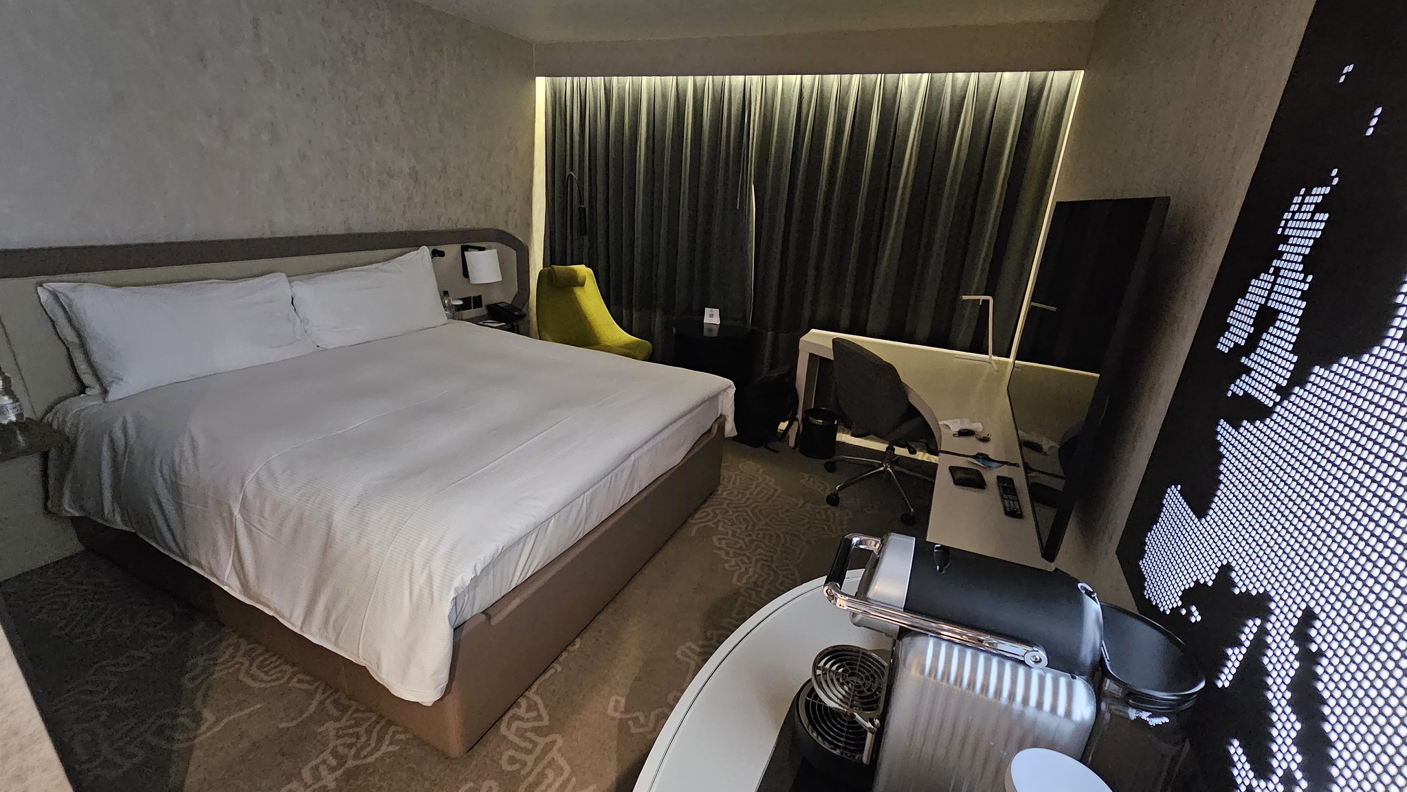 Room 460 at the Hilton Heathrow T4