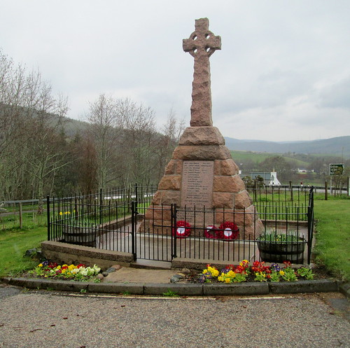 Ballindalloch War Memorial