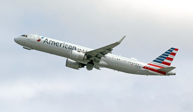 N407AN KLAX 01-05-2023 (U.S.A.) American Airlines Airbus A321-253NX CN 8898