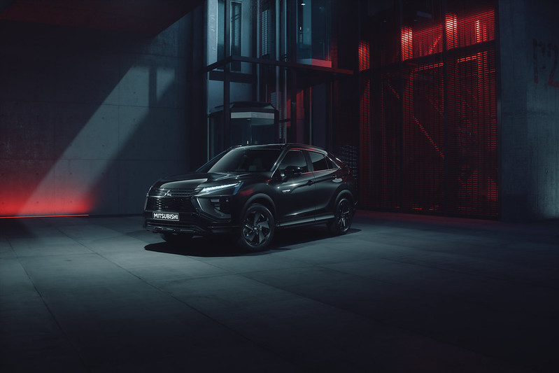 Mitsubishi ASX e Eclipse Cross PHEV estreiam versões "Black Edition"