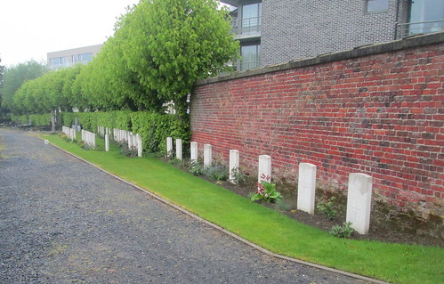 Commonwealth War Graves, Ypres Town Cemeery
