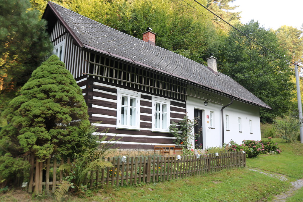 dům čp. 76 v Bukovině u Mírové pod Kozákovem