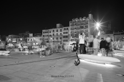 B & W Nicosia Eleftherias Square