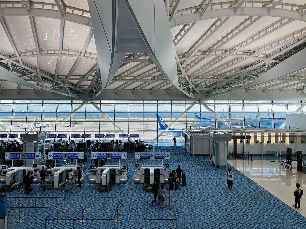羽田空港T2