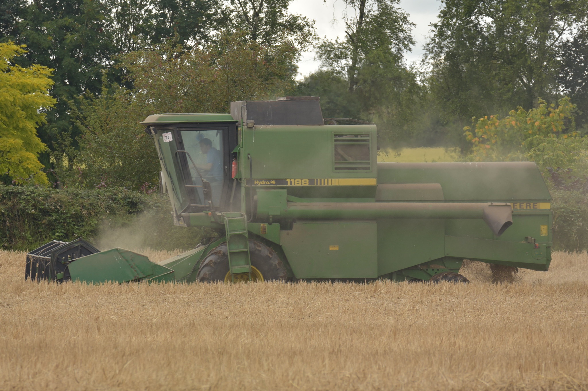 John Deere 1188 Hydro 4 Combine Harvester