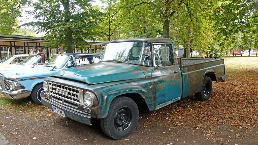 1963/64 International C-Series pickup truck