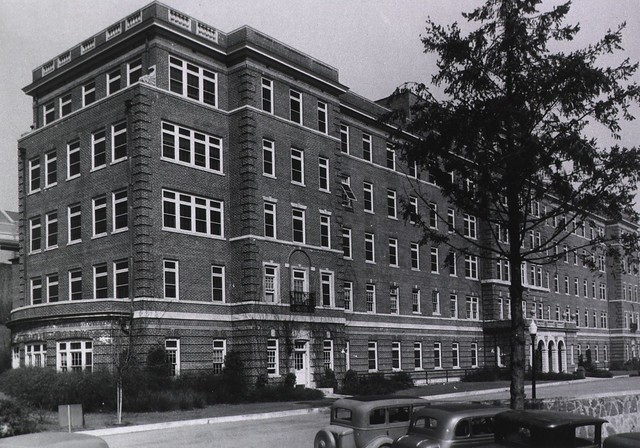 U.S. Veteran's Administration Hospital, Portland, OR: General View