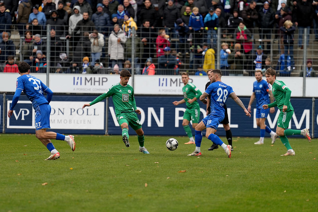 12.11.2023 | Saison 2023/24 | Stuttgarter Kickers | FC 08 Homburg