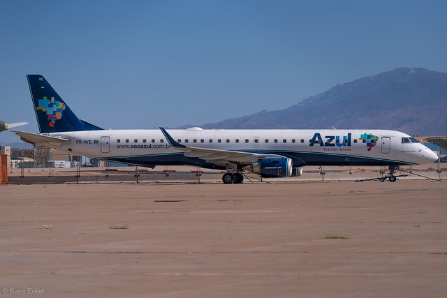 PR-AYE Embraer ERJ-195LR 260 KTUS