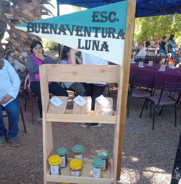 2023-11-13EDUCACION: Alumnos de la Escuela Buenaventura Luna EMER hicieron gala con su producción de dulces, conservas y aromáticas