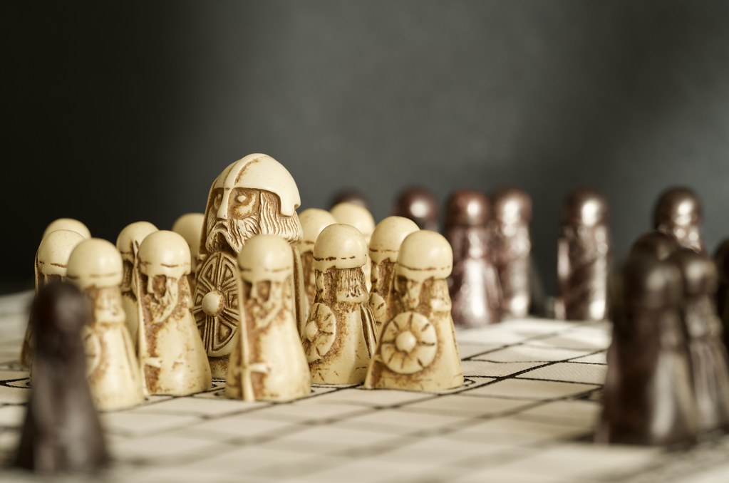 Viking chess  (in explore)