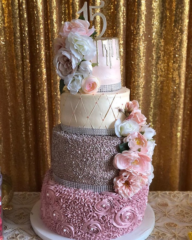 Cake by Jessicas Cakes