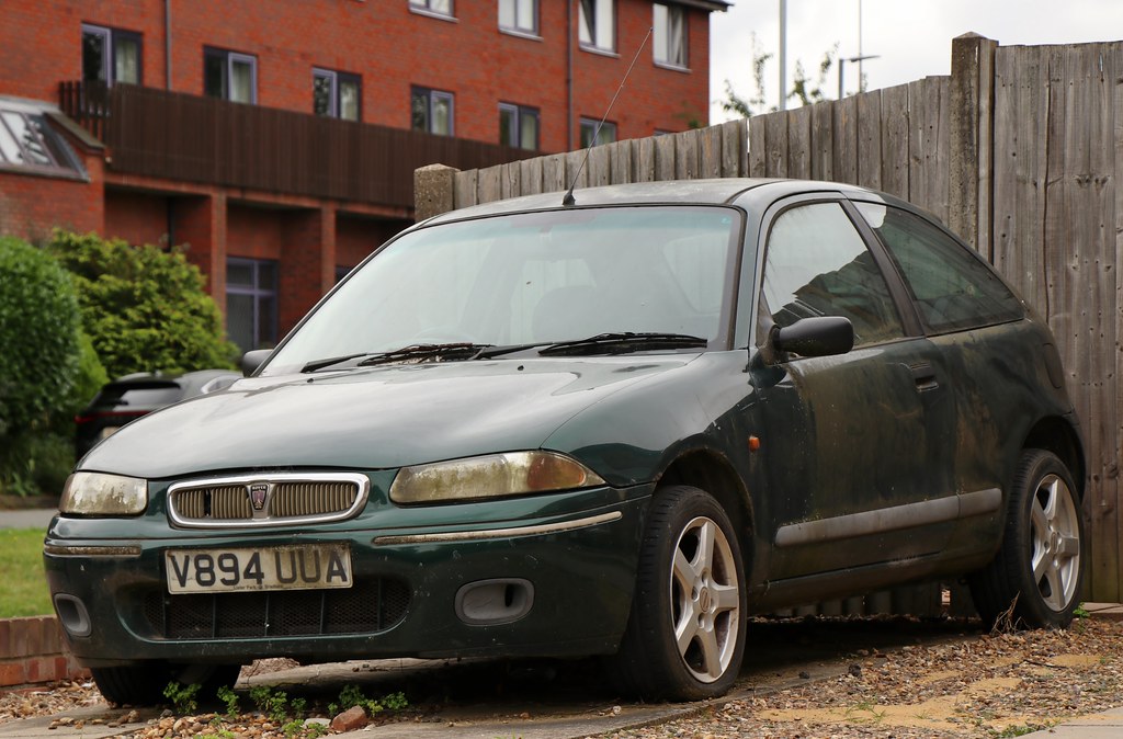V894 UUA | 1999 Rover 214 iL 3-door. In present ownership si… | Flickr