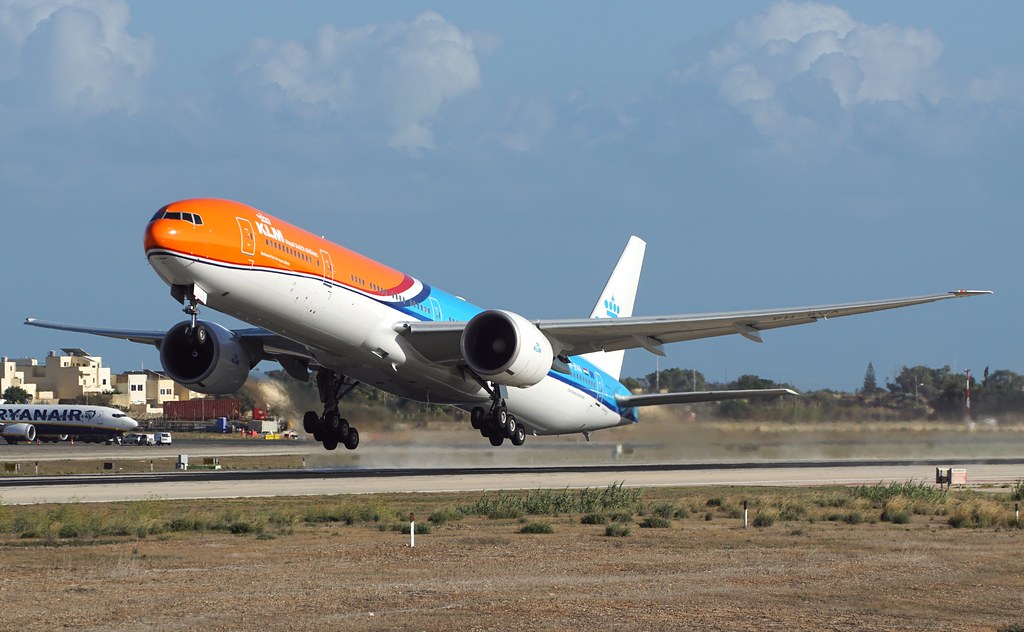 KLM Royal Dutch Airlines Boeing 777-306(ER) PH-BVA