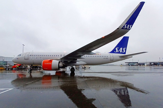 Scandinavian Airlines (LN-RGO)