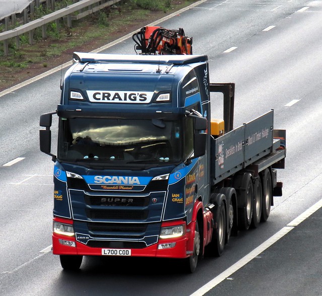 Craig's Haulage, Scania 460R (L700COD) On The A1M Southbound, Fairburn Flyover, North Yorkshire 6/11/23