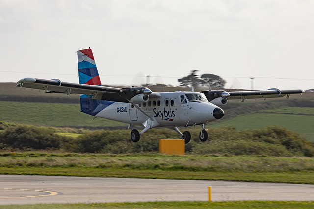 Isles of Scilly Skybus De Havilland Canada DHC-6-310 Twin Otter G-CBML