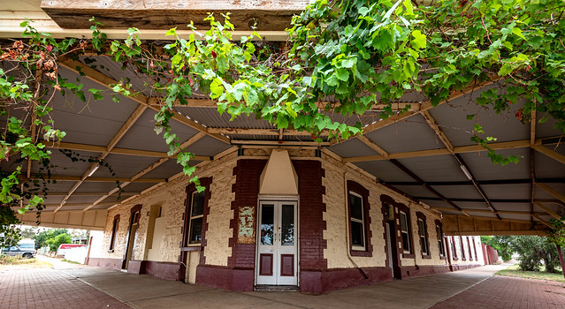 The Pig & Whistle Hotel (Broken Hill, Far West New South Wales)