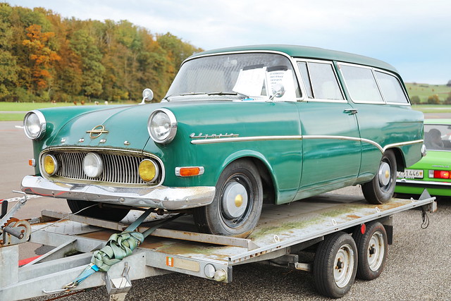 Opel Rekord P1 Caravan 1959 in Bleienbach 29.10.2023 4063