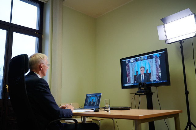 21.11.2023. Ārlietu ministrs Krišjānis Kariņš piedalās G7+ ārlietu ministru video formāta sanāksmē