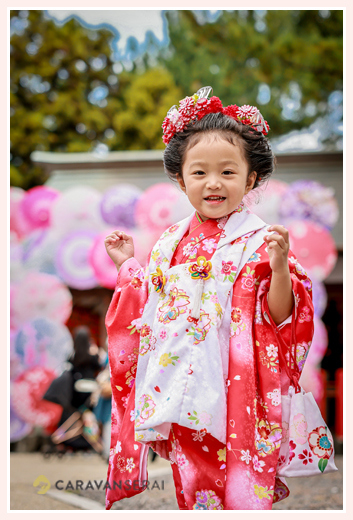 別小江神社で七五三　３歳の女の子