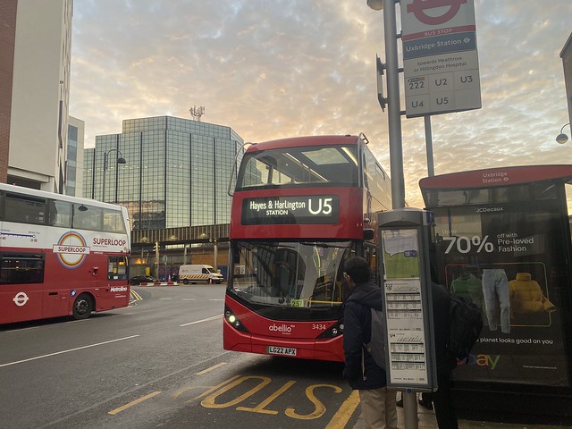Abellio London | 3434e LG22APX | Route U5 | Uxbridge Bus Station