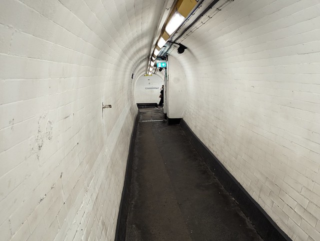 Essex Road, spooky side tunnel.