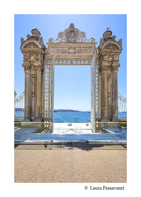 The beautiful exterior of Dolmabahce Palace in Istanbul