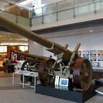 World War - Japanese artillery canons in Tokyo, Japan 