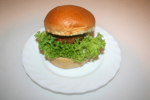 SImple Burger - Served