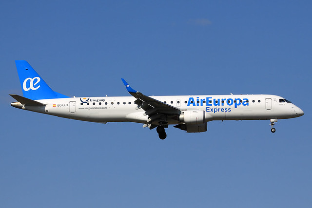 Air Europa Express (Aeronova)  Embraer ERJ-195-200LR EC-LLR