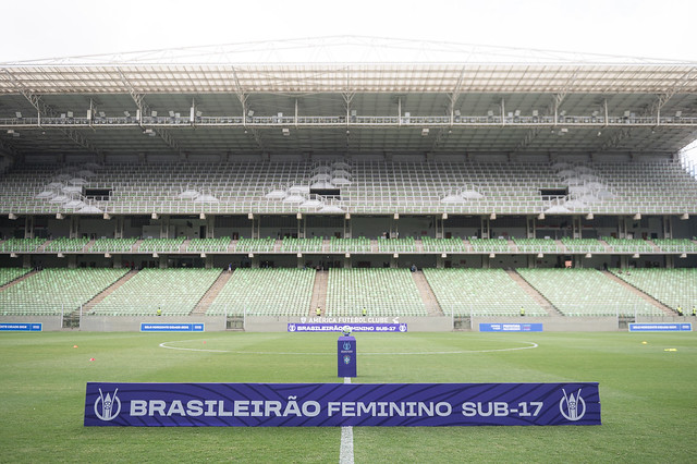 25/11/2023 - Brasileira?o Feminino Sub 17 - Flamengo vs Gre?mio