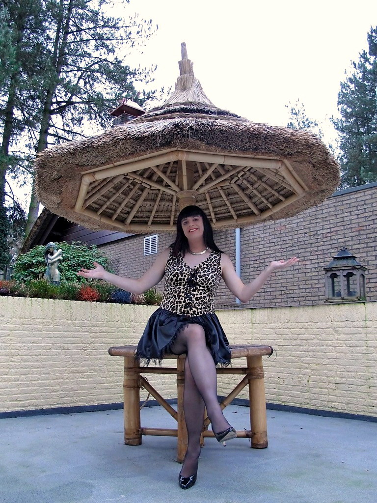 Parasol hat