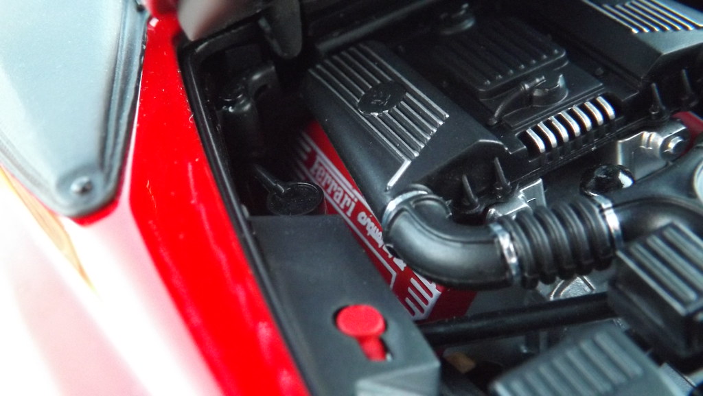 Hot Wheels Elite Ferrari F355 Spider 1/18 – Modellino Pressofuso Rosso, Collezione BLY34 - Foto 6