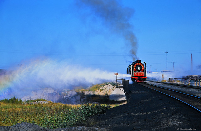 Archive 2001: QJ 6301 during blowdown at the Daban depot