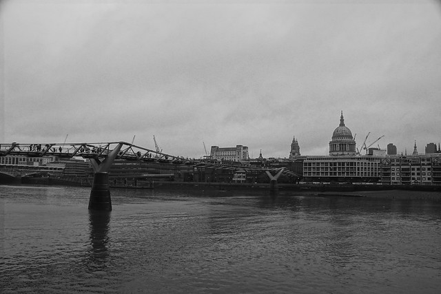 Millennium (Wobbly) Bridge, Norman Foster (Architect) and St. Paul's Cathedral, Sir Christopher Wren (Architect), St. Paul's Churchyard, Ludgate Hill, City of London