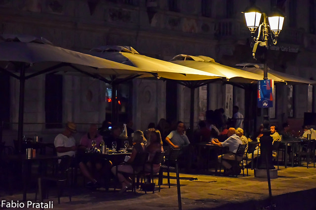 Outside an old bar in Trieste (in Explore, 27/11/2023)