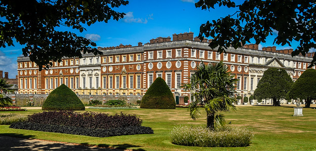 Hampton Court Palace, London ハンプトン・コート宮殿、ロンドン