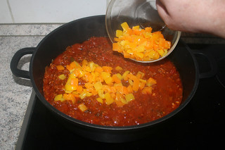 36 - Put bell pepper back in pan / Paprika zurück in Pfanne geben