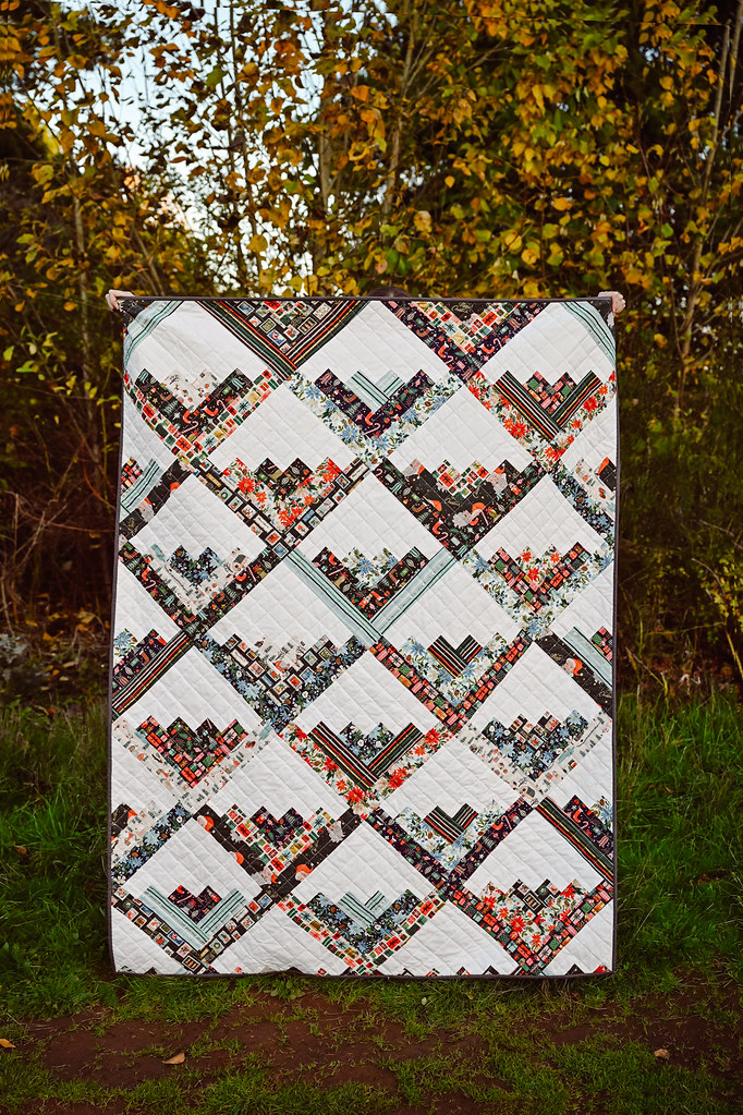 The Bonnie Quilt in Rifle Paper Co - Kitchen Table Quilting