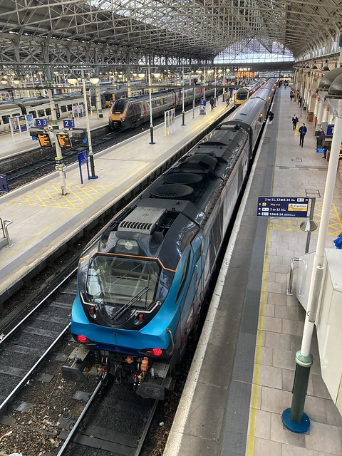 Transpennine Express (68025+TP02) at Manchester Piccadilly