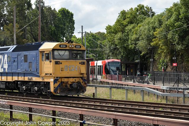 Round trip to Dulwich Hill - Dulwich Hill - Loco 8124 and LRV2122