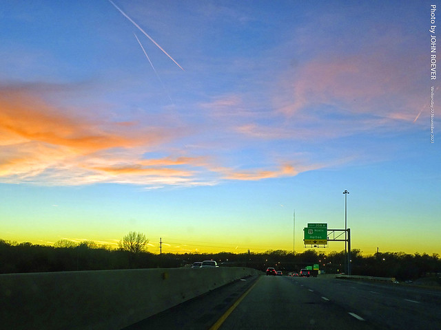 Sunset along I-70 West near US-75 exit, 22 Nov 2023